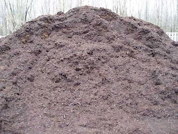 Photo: Mr. Yard Original Double Processed Bark Mulch Pile