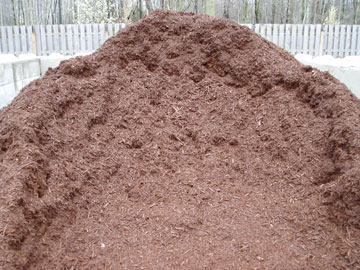 Photo: Timber Ridge Brown Wood Mulch Pile